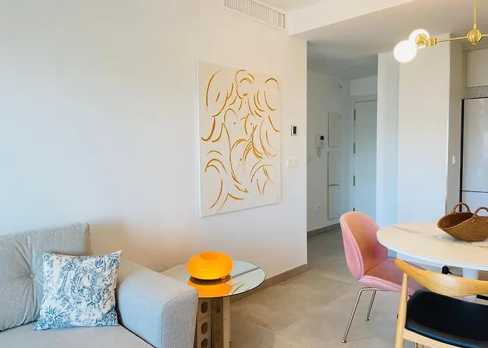 La Casa De Lola
